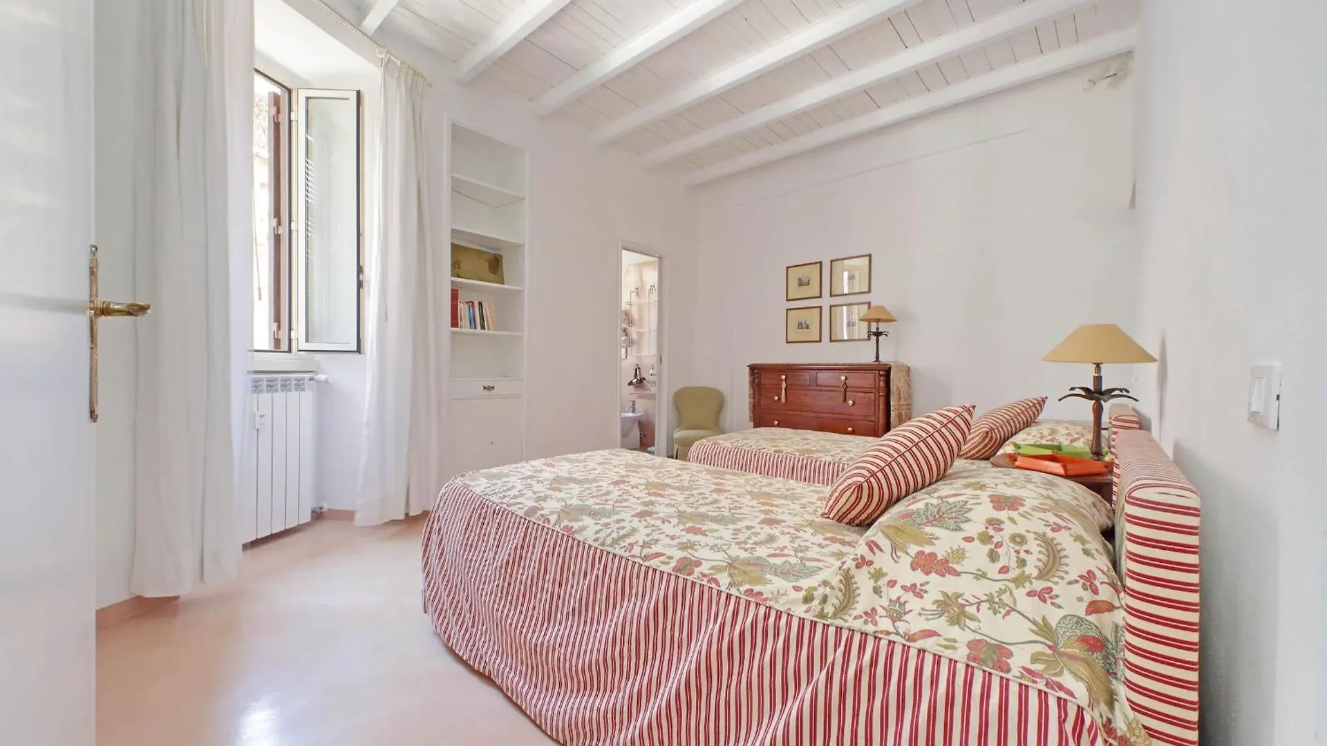 Magical Navona Duplex With Terrace By Halldis Rome