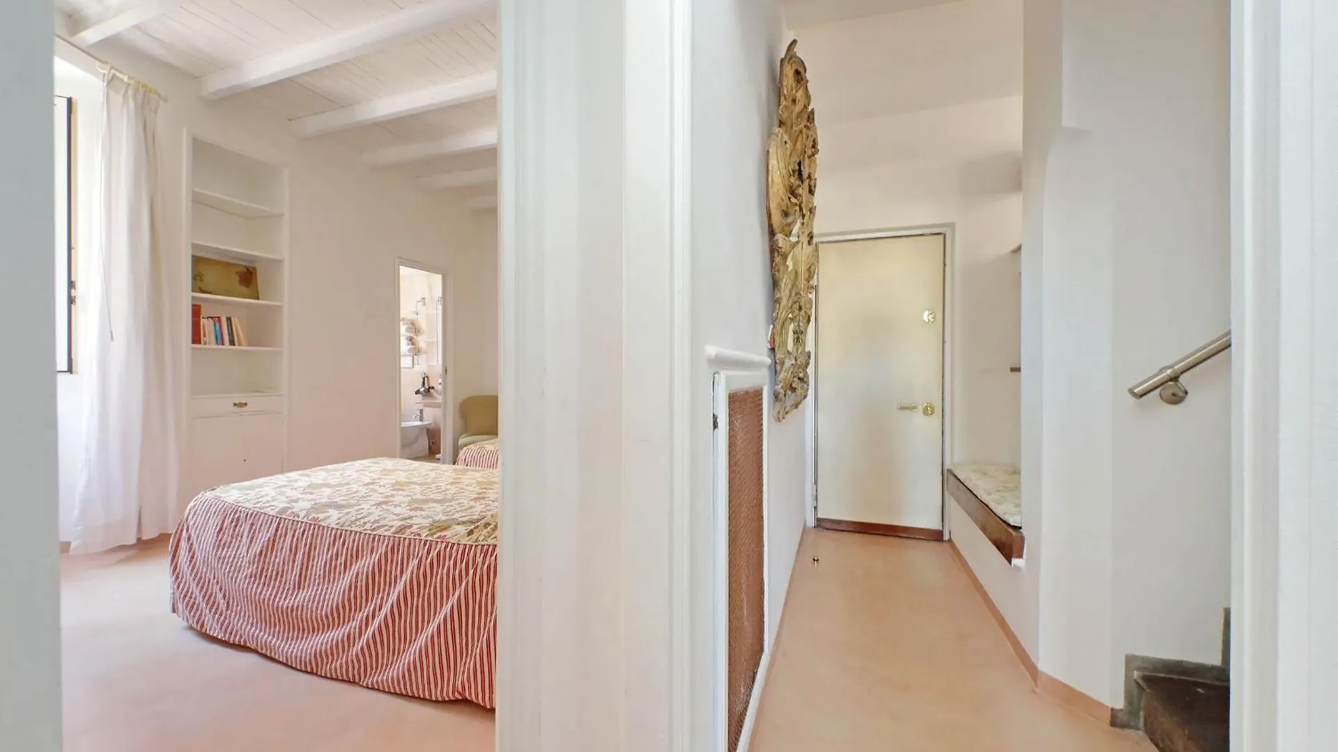 Apartment Magical Navona Duplex With Terrace By Halldis Rome Italy