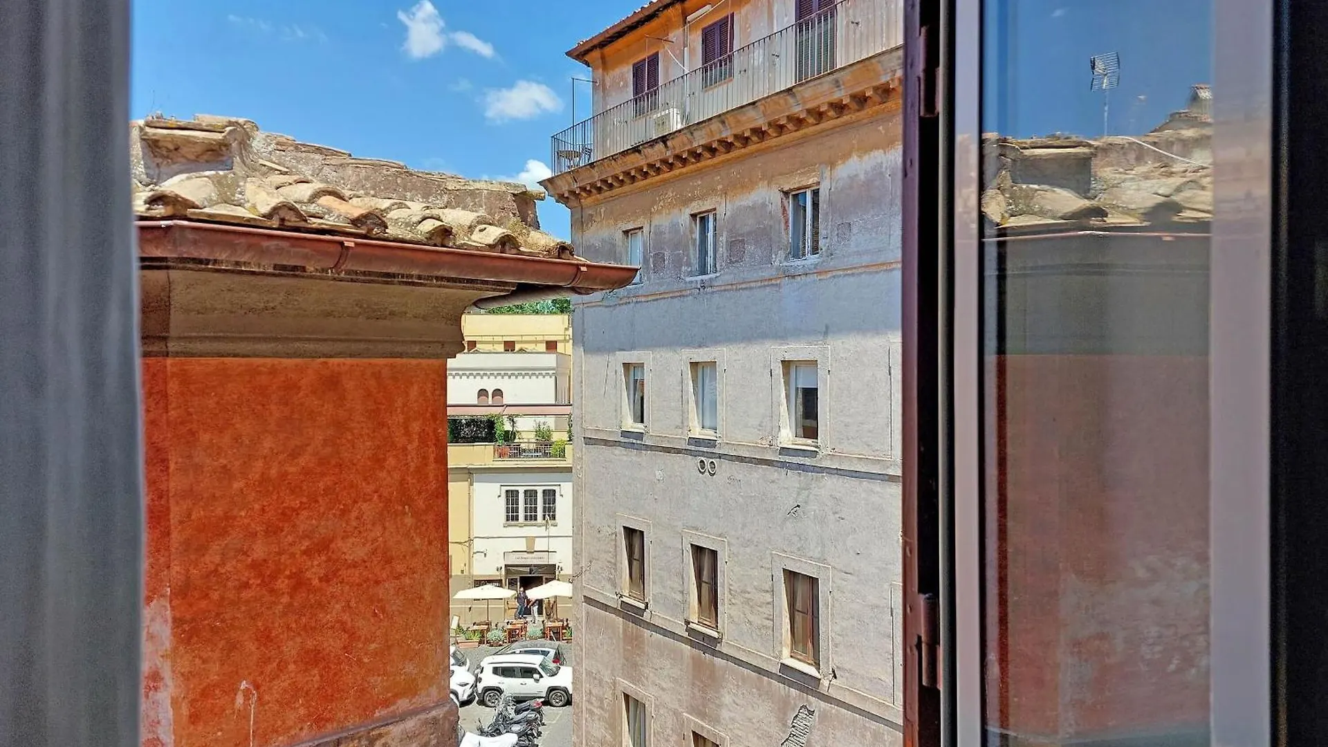 Magical Navona Duplex With Terrace By Halldis Rome